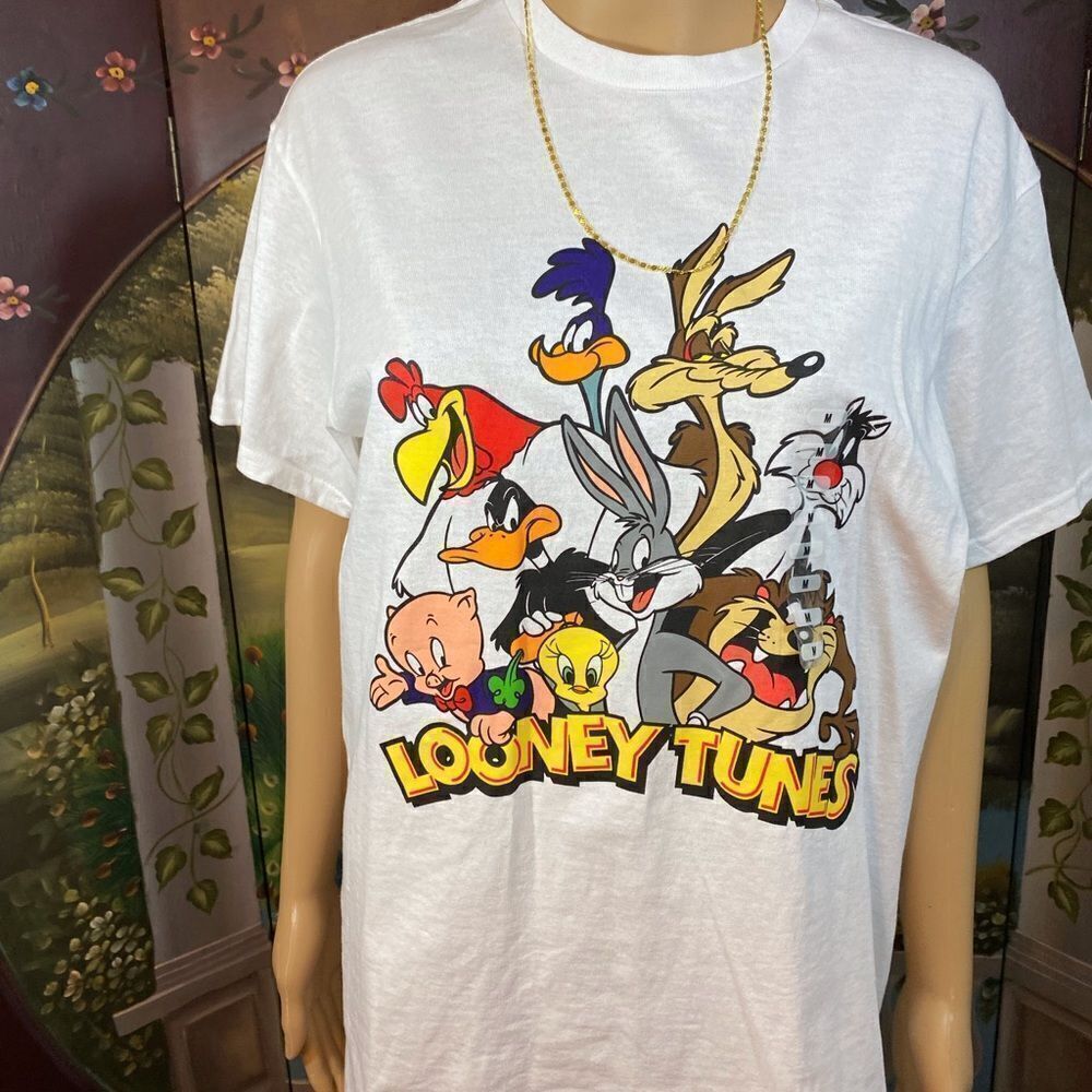 Looney Tunes Cartoon Character Tee Shirt Size Medium